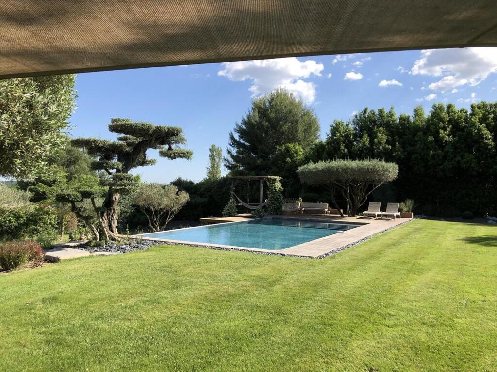 Bastide Languedocienne De Standing - Pezenas Le Clos De L'Amandier Exterior photo