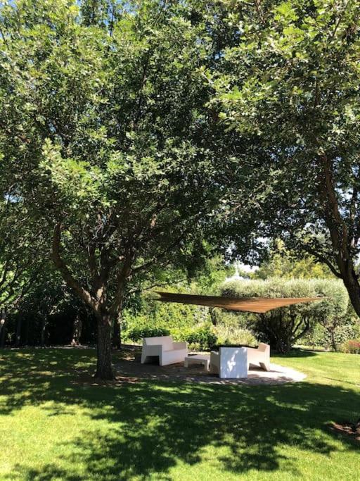 Bastide Languedocienne De Standing - Pezenas Le Clos De L'Amandier Exterior photo