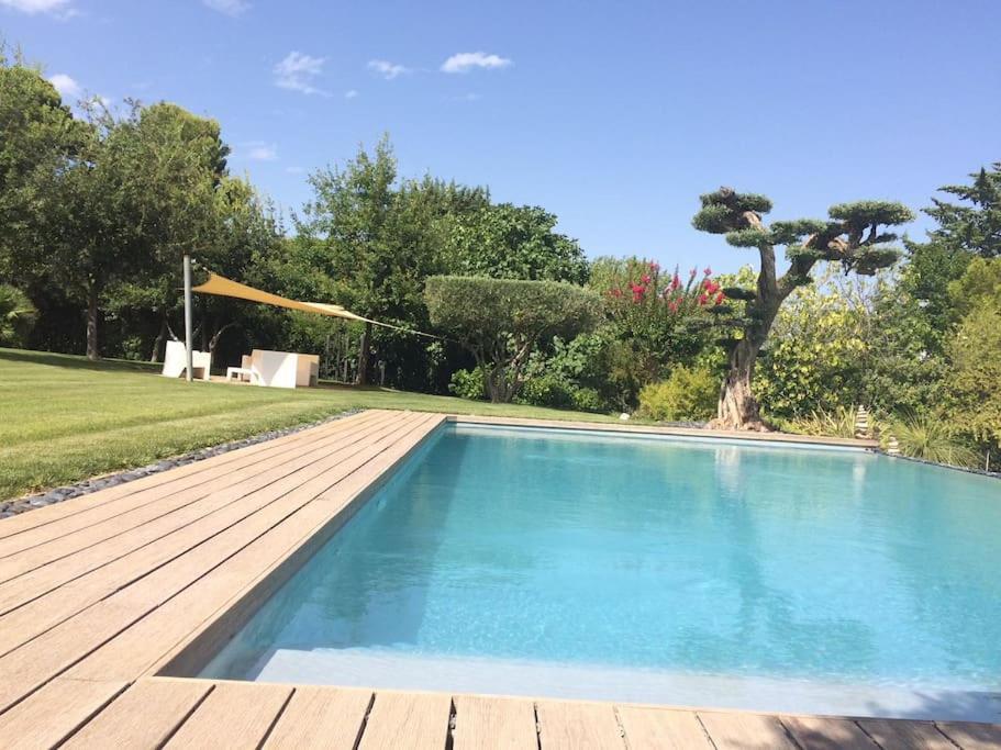 Bastide Languedocienne De Standing - Pezenas Le Clos De L'Amandier Exterior photo